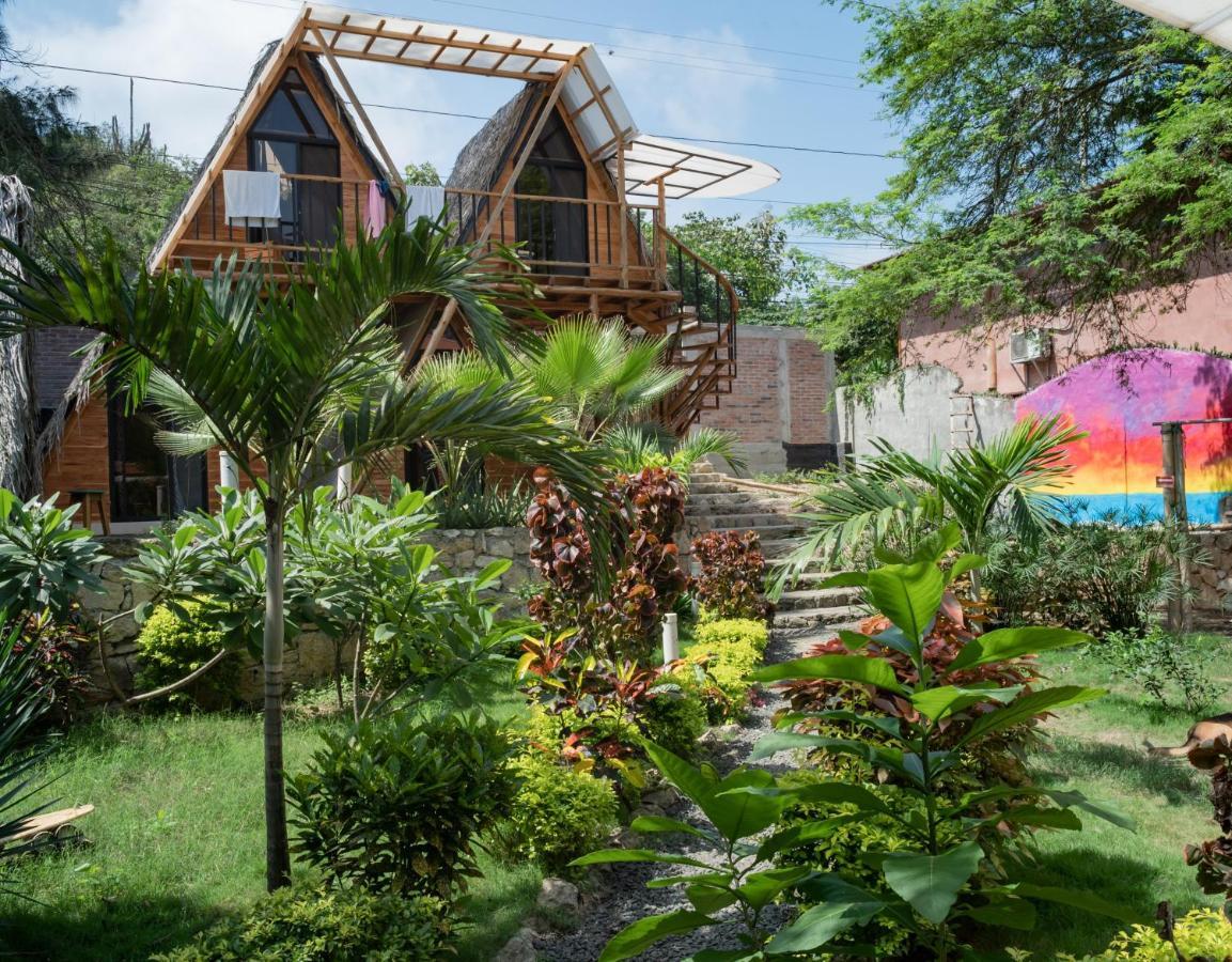 Casa Del Sol Hostel Montanita Ngoại thất bức ảnh