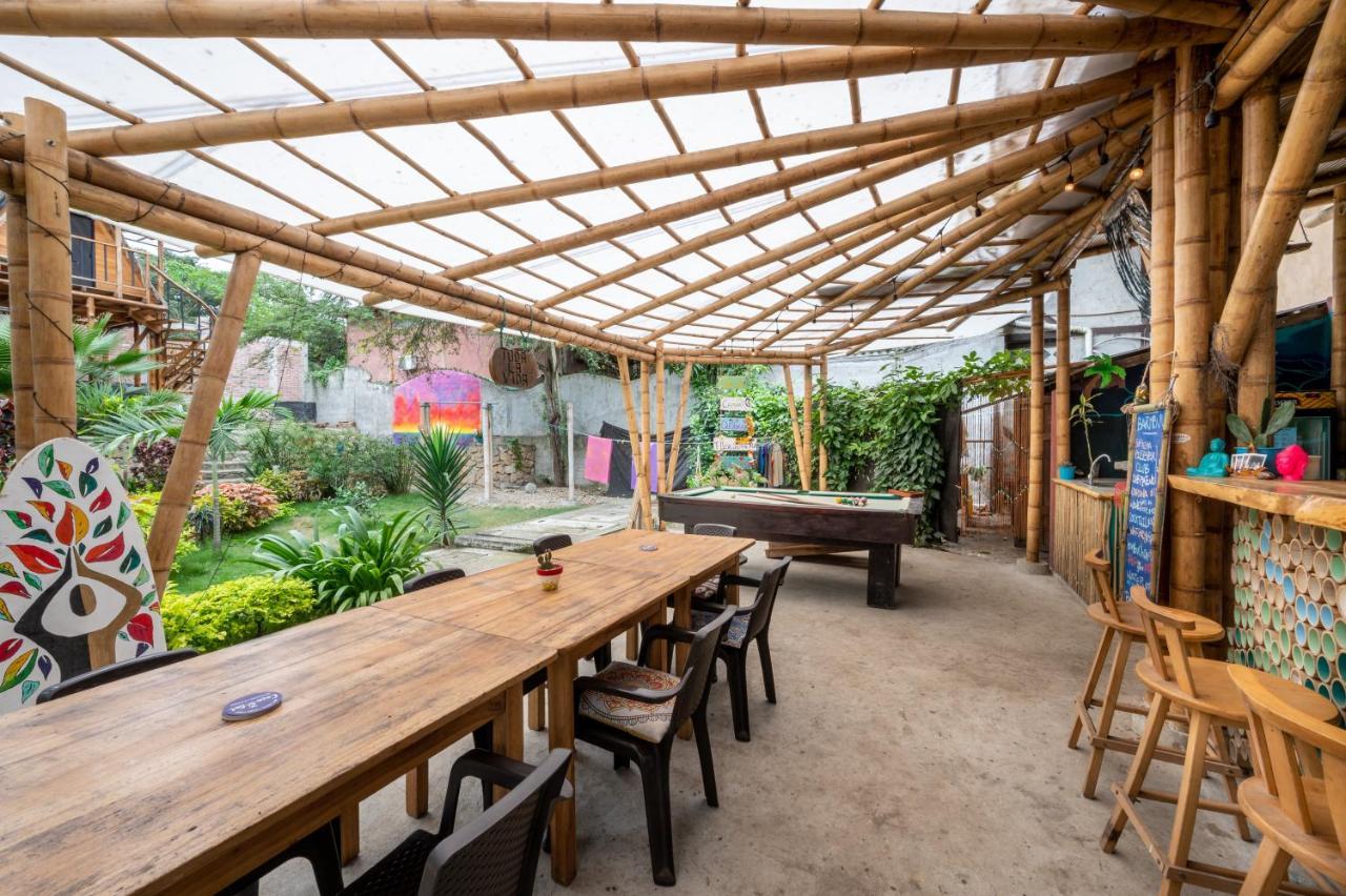 Casa Del Sol Hostel Montanita Ngoại thất bức ảnh