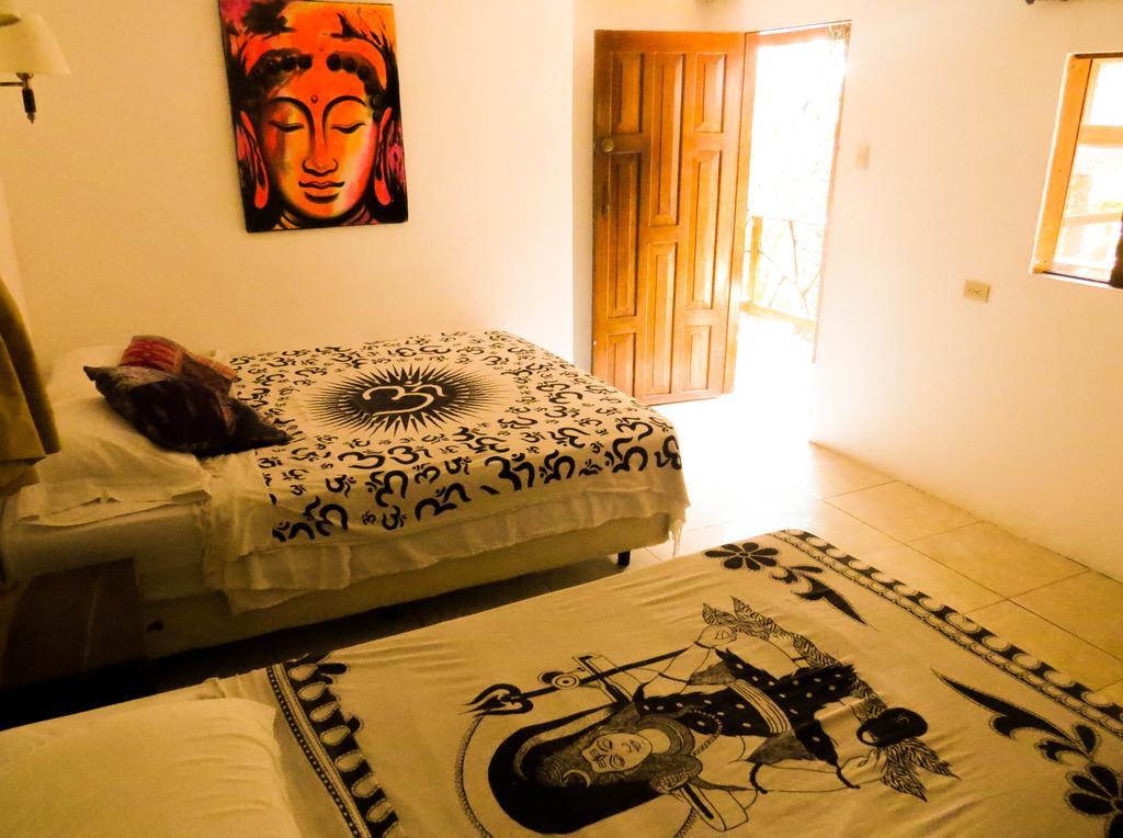 Casa Del Sol Hostel Montanita Ngoại thất bức ảnh