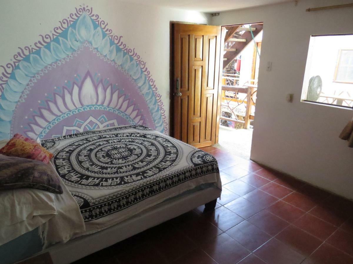 Casa Del Sol Hostel Montanita Ngoại thất bức ảnh